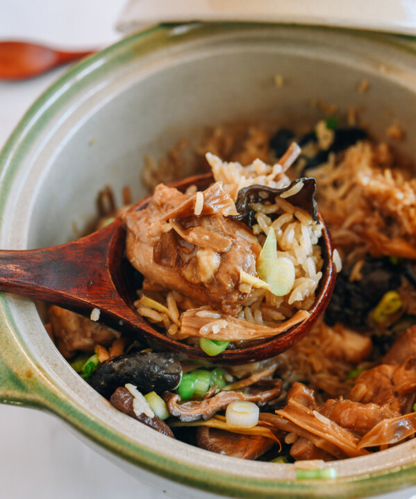 Chinese Chicken and Mushroom Clay Pot Rice