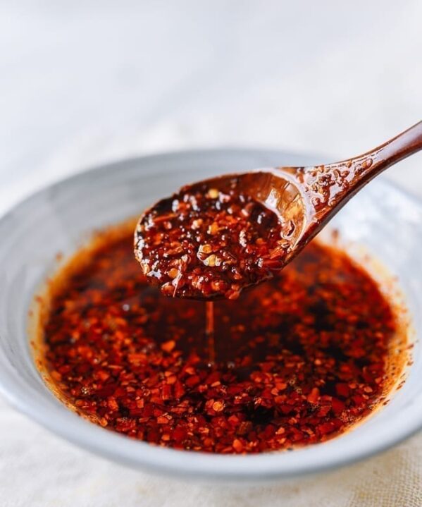 How to make chili oil, thewoksoflife.com