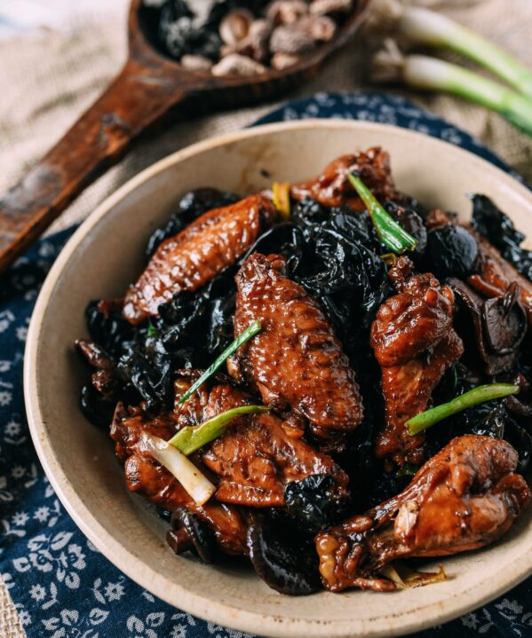 Chinese Braised Chicken and Mushrooms