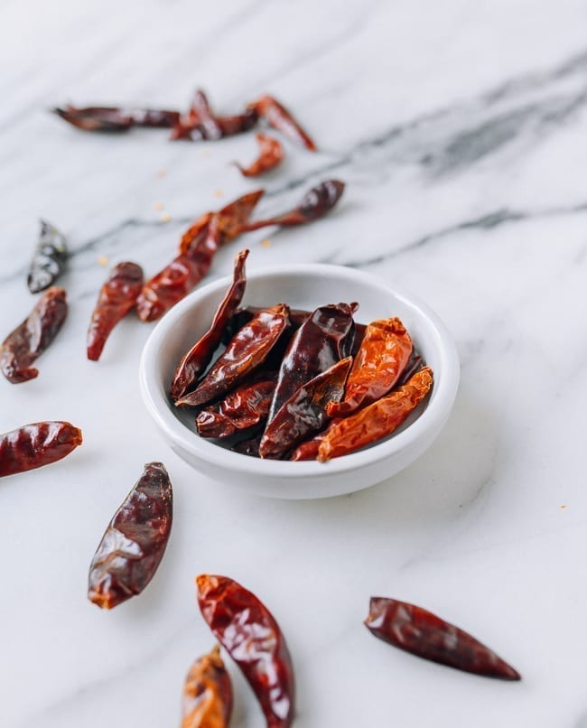 Dried chili peppers