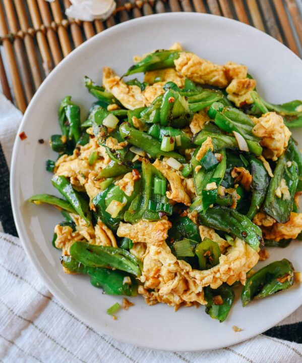 Quick Egg Stir-Fry with Peppers