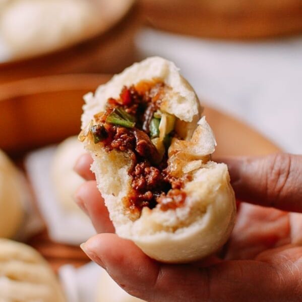 Pork baozi cross-section, thewoksoflife.com