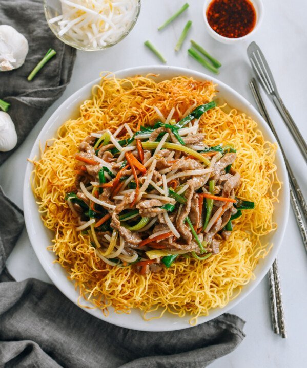 Shredded Pork Pan-fried Noodles